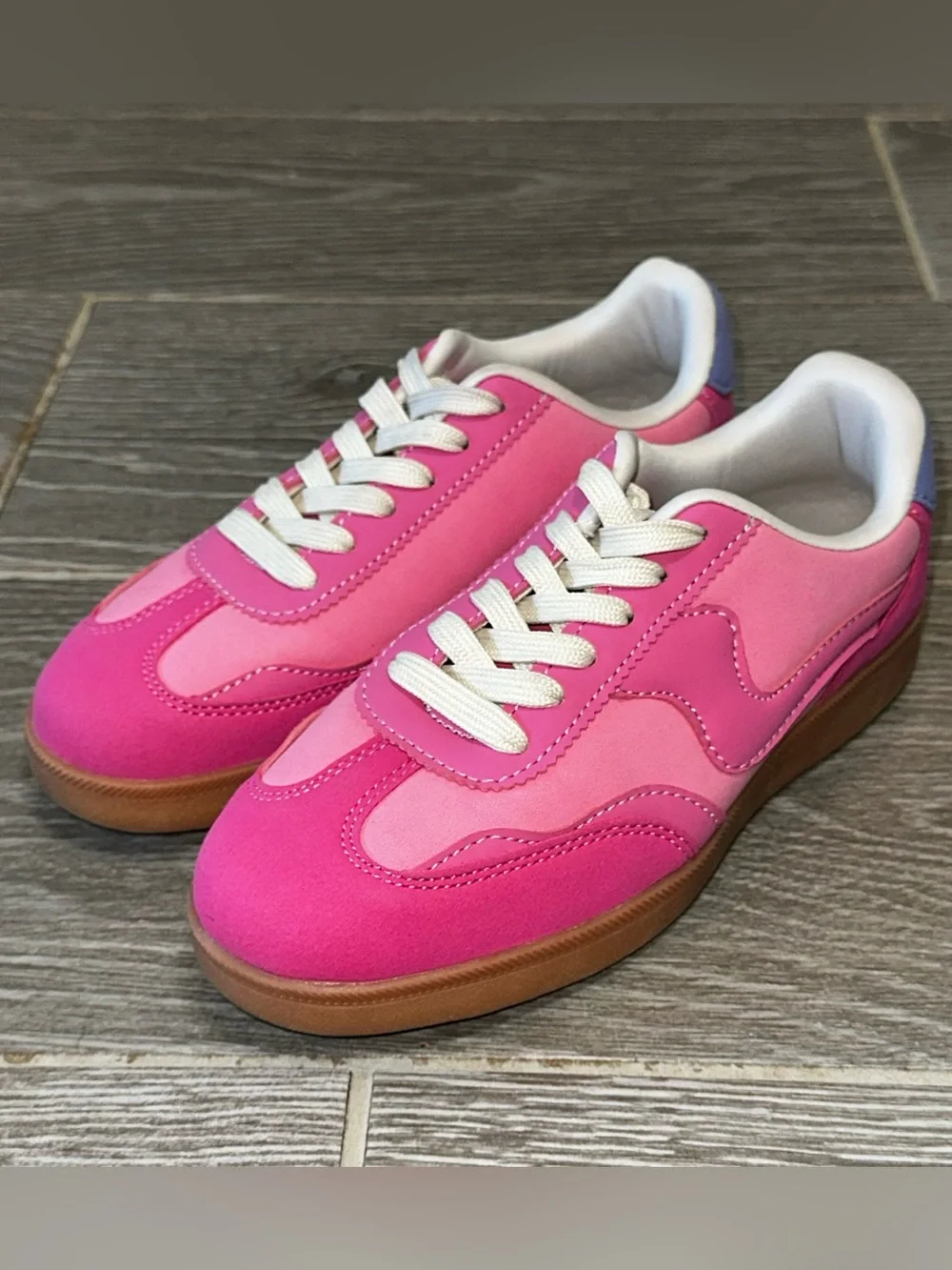 La Sheelah Mody Wavy Low Top Women’s 6 Sneakers Lace-Up Two Tone Pink Streetwear